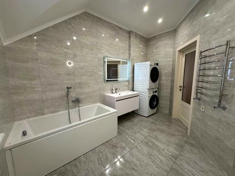 будинок за адресою Райдужна вул., 60