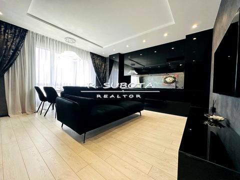 квартира по адресу Светлова ул., 42-А