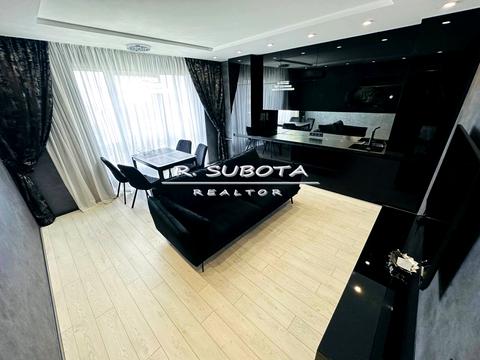 квартира по адресу Светлова ул., 42-А