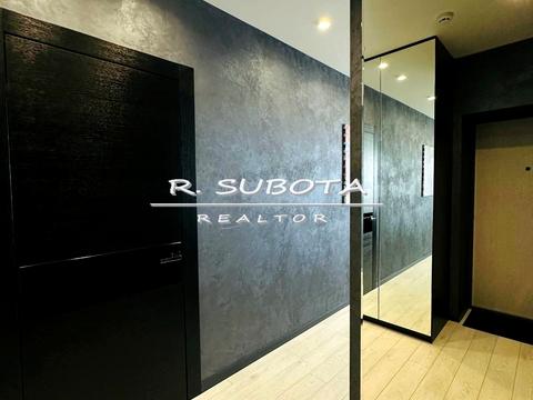 квартира по адресу Светлова ул., 42-А