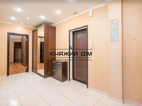 квартира за адресою Дніпровська набережна вул., 25