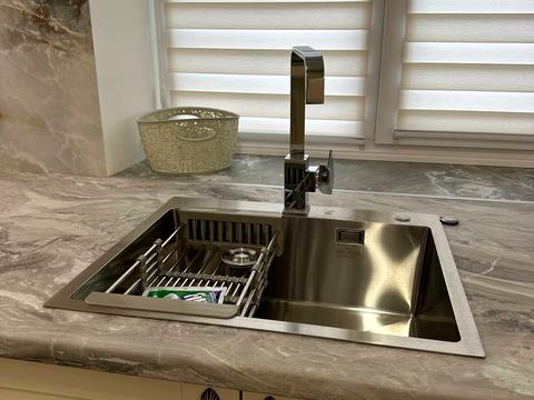 будинок за адресою Райдужна вул., 60