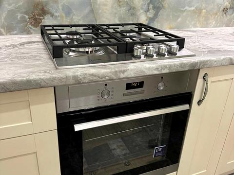 будинок за адресою Райдужна вул., 60