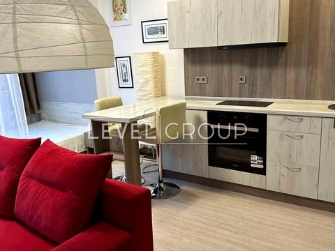 квартира за адресою Соборності просп. (Возз'єднання), 17 к2