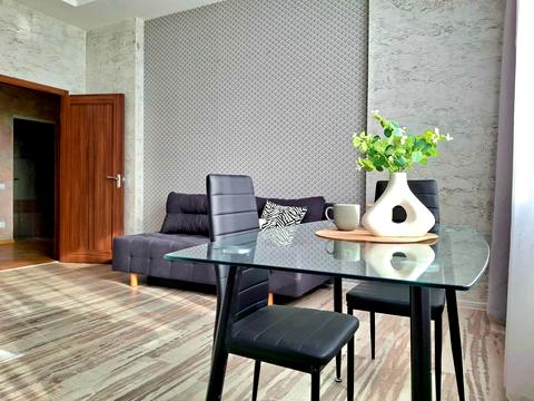 квартира за адресою Дніпровська набережна вул., 14-Б