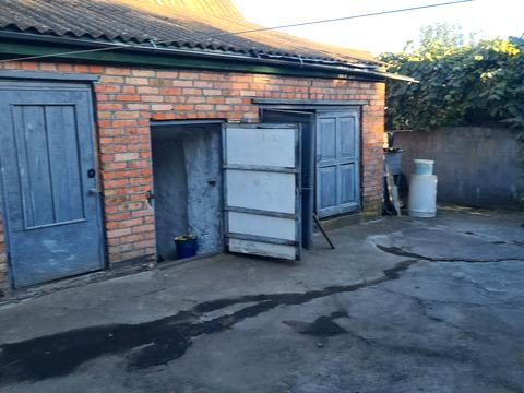 будинок за адресою Вишнева, 1