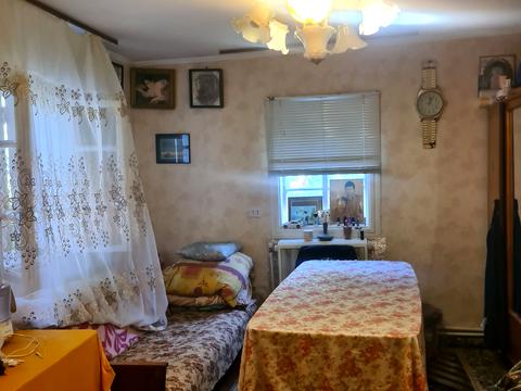 будинок за адресою Вишнева, 1