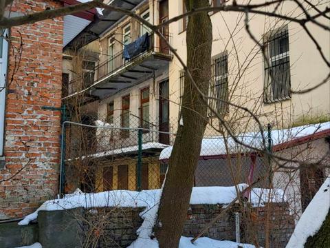 комерційна за адресою Зелена вул., 46