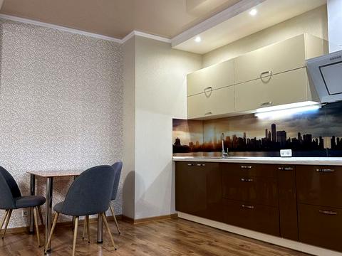 квартира за адресою Патріарха Мстислава Скрипника вул., 40