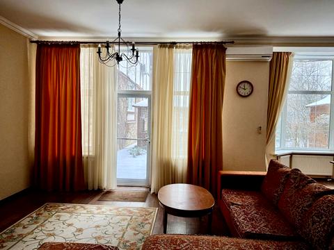 будинок за адресою Лугова вул.