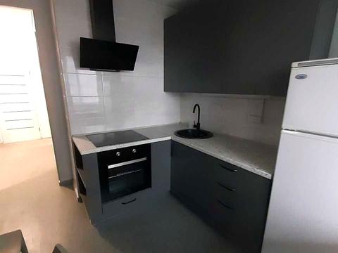 квартира за адресою Сім'ї Кульженків вул. (Петра Дегтяренка), 37