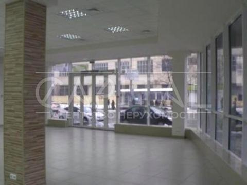 комерційна за адресою Нововокзальна вул., 2 