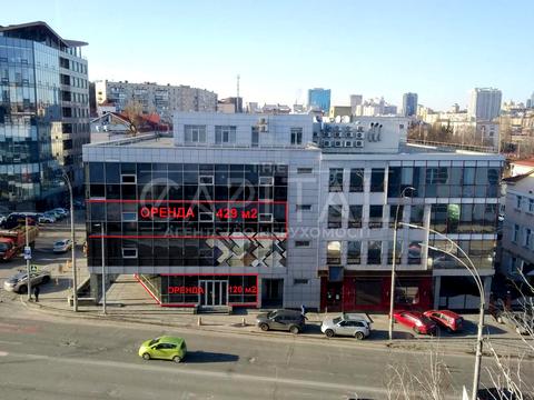 комерційна за адресою Нововокзальна вул., 2 