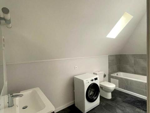 будинок за адресою смт. Козин, Київська вул.