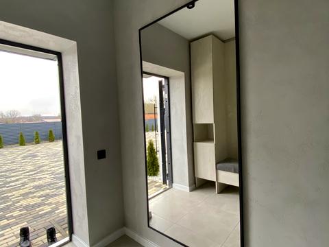 будинок за адресою Молодіжна вул., 1