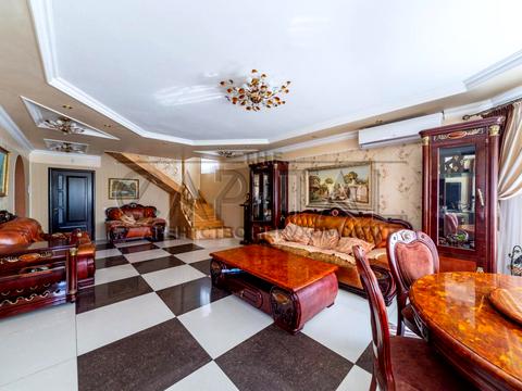 будинок за адресою с. Требухів, Броварська вул.