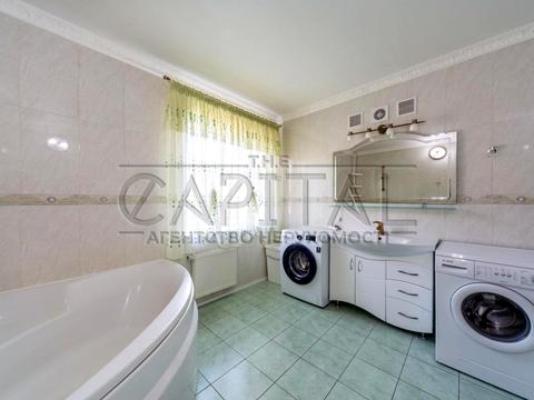 будинок за адресою с. Требухів, Броварська вул.