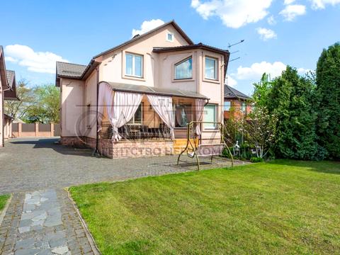 будинок за адресою с. Требухів, Броварська вул.