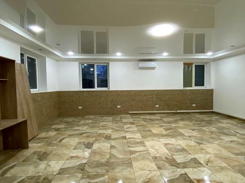 комерційна за адресою Мечникова вул., 109-Б