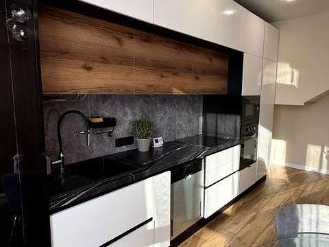 дом по адресу Веселкова