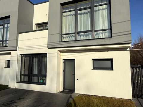 дом по адресу Веселкова