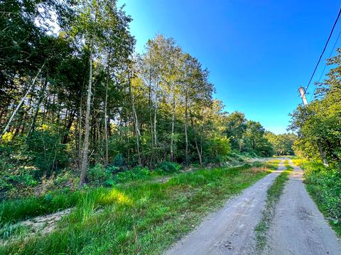 участок по адресу 