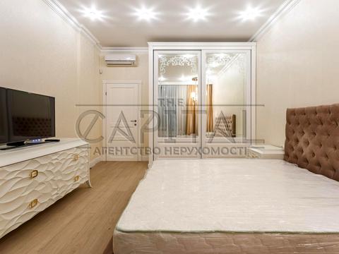 квартира за адресою Андрія Верхогляда вул. (Михайла Драгомирова), 18-А