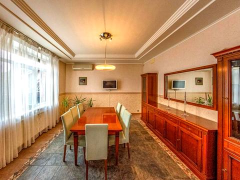 будинок за адресою с. Козин, старокиївська