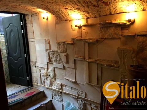 комерційна за адресою Богдана Лепкого вул., 14