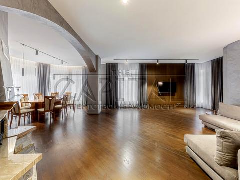 будинок за адресою с. Козин, Партизанська вул.