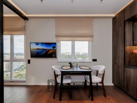 квартира за адресою Михайла Максимовича вул. (Онуфрія Трутенка), 28-К