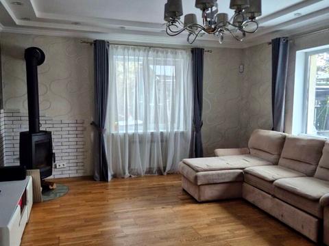 будинок за адресою Дачна вул.