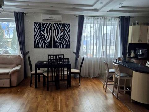 будинок за адресою Дачна вул.