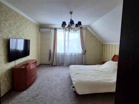 будинок за адресою Дачна вул.