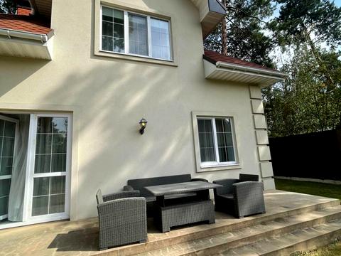 будинок за адресою с. Козин, Партизанська вул.