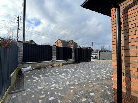 будинок за адресою Володимира Івасюка вул.