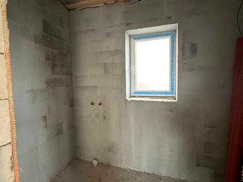 будинок за адресою Володимира Івасюка вул.