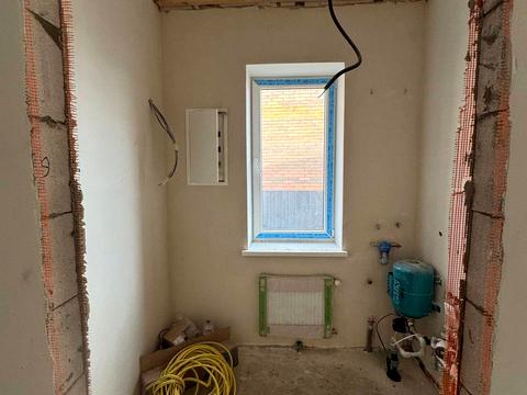 будинок за адресою Володимира Івасюка вул.