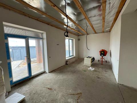 будинок за адресою Володимира Івасюка вул.