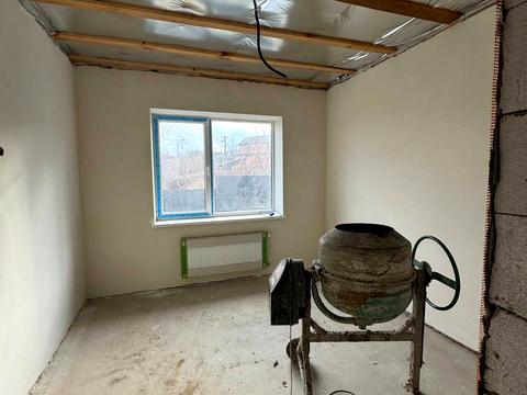 будинок за адресою Володимира Івасюка вул.