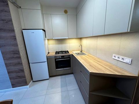 квартира за адресою Миру вул., 12