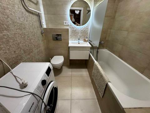 квартира за адресою Миру вул., 12