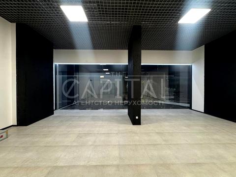 коммерческая по адресу Миколы Бажана просп., 17