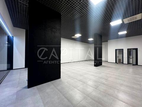 коммерческая по адресу Миколы Бажана просп., 17