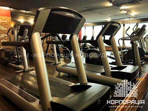 комерційна за адресою Богдана Хмельницького, 2Б