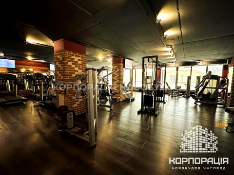 комерційна за адресою Богдана Хмельницького, 2Б