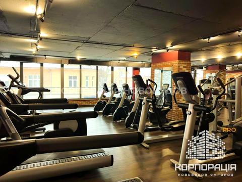 комерційна за адресою Богдана Хмельницького, 2Б