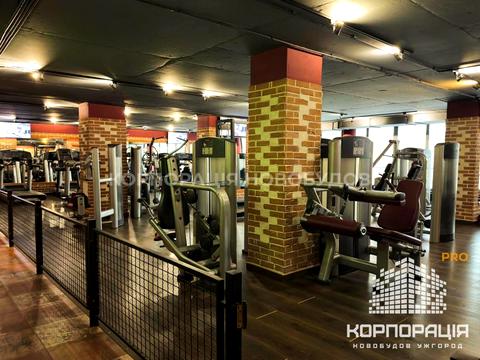 комерційна за адресою Богдана Хмельницького, 2Б