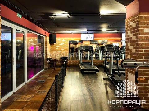 комерційна за адресою Богдана Хмельницького, 2Б