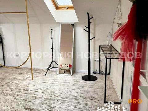 комерційна за адресою Гірчичне Зерно, 1